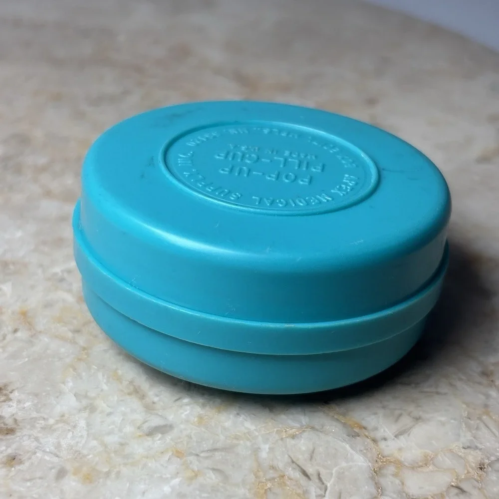 Vintage Blue Collapsible Cup Pop Up Pill Cup Apex Medical Supply USA Retro‎